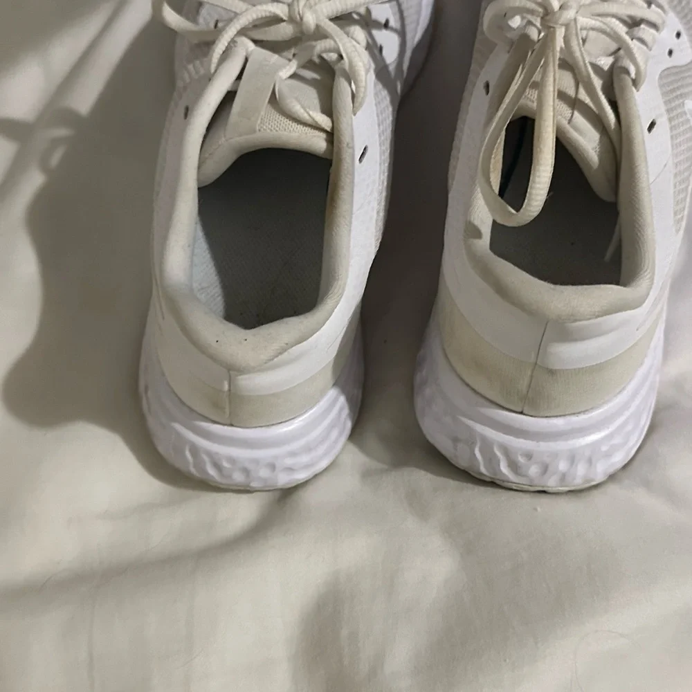 Nike White Athletic Shoes - Picture 4 of 5